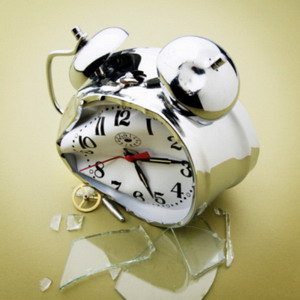 Скачать будильник или позволить себя разбудить незнакомцу?