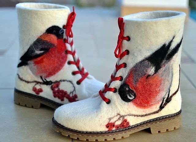 Валянки со снегирями