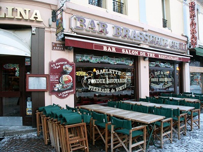 Вот такие кафе во Франции всегда актуальны