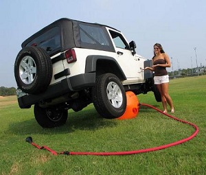 необычный домкрат