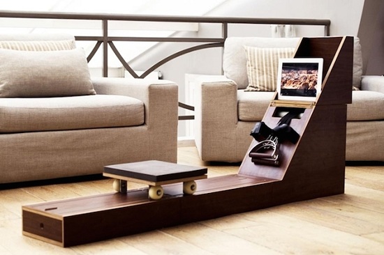 необычный стол-тренажер