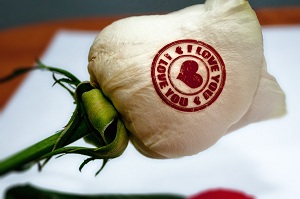 печать на цветах