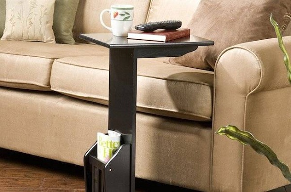 практичный столик-полка