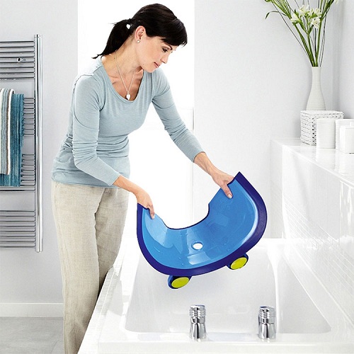 разделитель для купания малыша в ванной