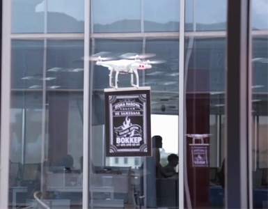 реклама с помощью дрона