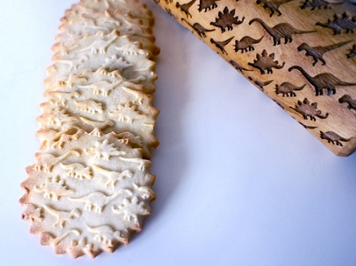 скалка с узорами