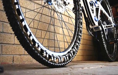 шины без воздуха