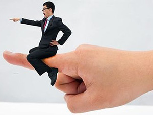 бенефициар 8