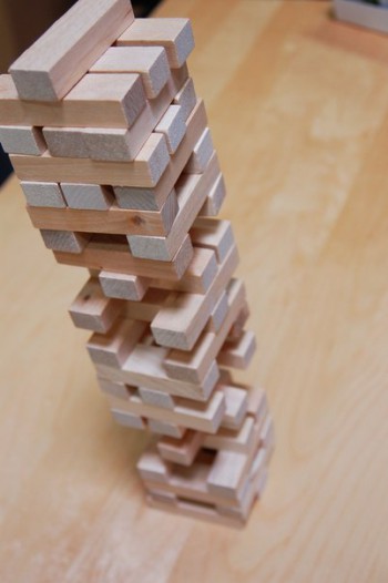 Настольная игра из дерева