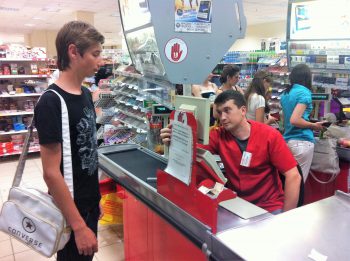 Штраф за продажу алкоголя несовершеннолетним