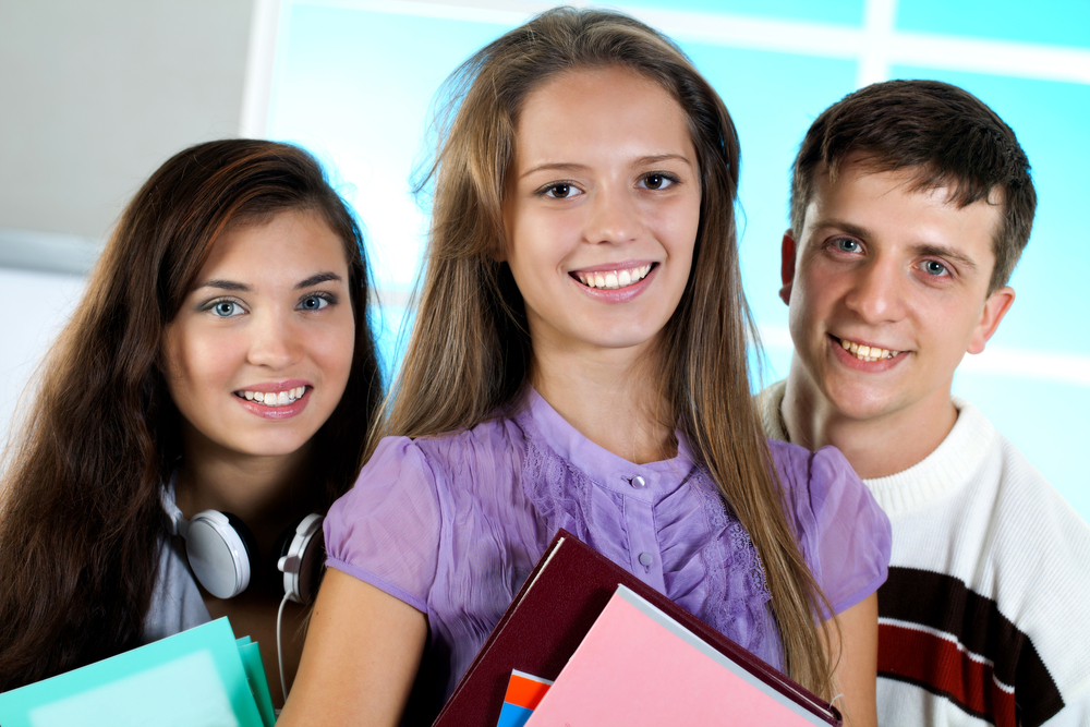 Дееспособность несовершеннолетних лиц