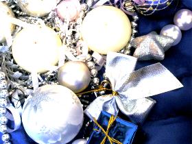 Новогодние сувениры оптом