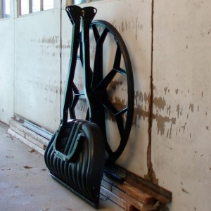 Лопата для уборки снега