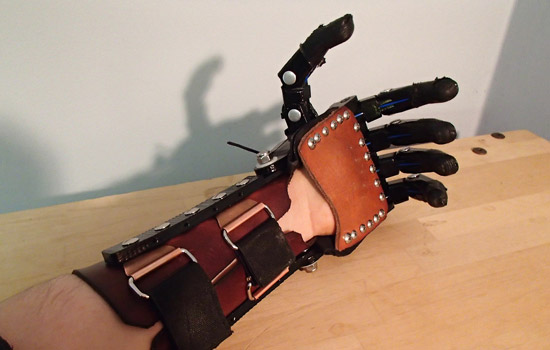 Протез руки 