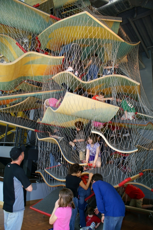 Необычный игровой лабиринт фото