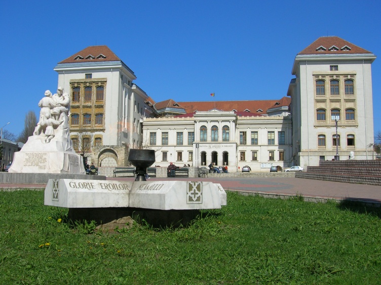 Университет University-of-MedicineFarmacyine