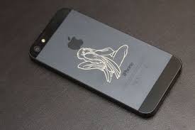 Фотогравировка на айфоне