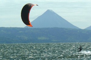 Отличия между кайтсерфингом и винсерфингом